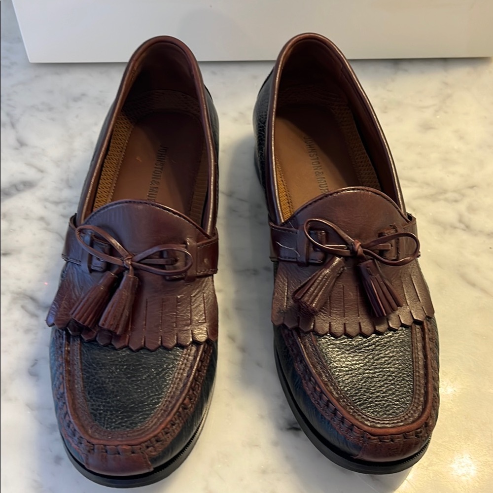 Johnston & Murphy Brown $ Black Slip-On Loafers men’s size 9 1/2 - Picture 2 of 8